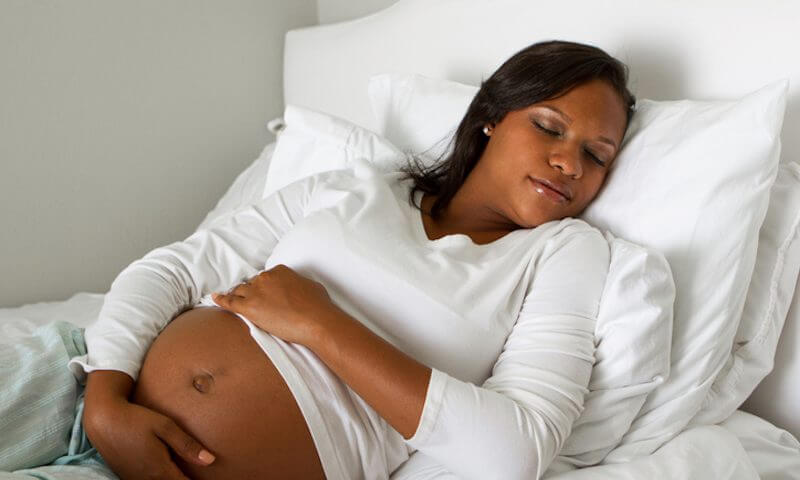 10 astuces pour bien dormir durant la grossesse