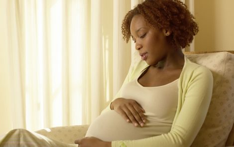Les risques et les avantages d’une grossesse dite « tardive »